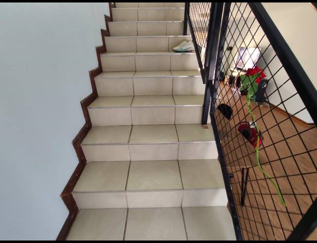 4 BEDROOM APARTMENT FOR SALE IN THERESAPARK